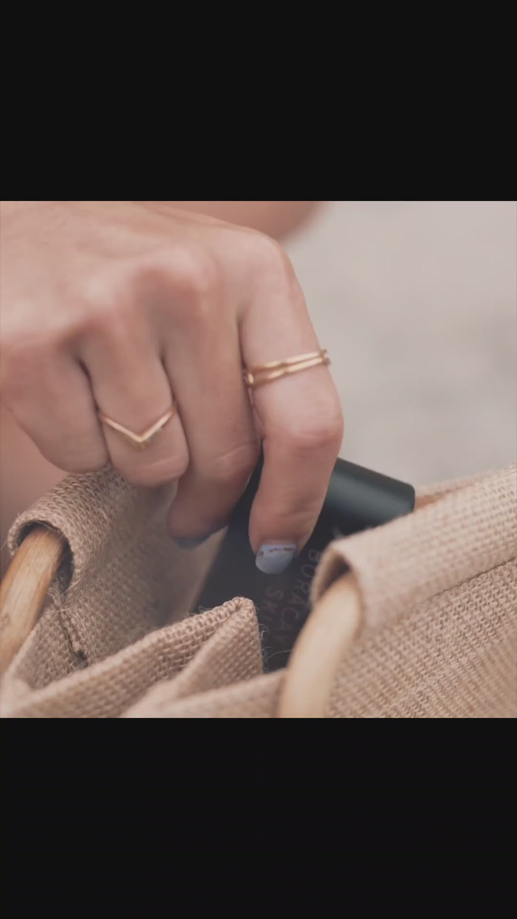 Video showing use of Boracay Skin kabuki brush with body oil being applied to arms